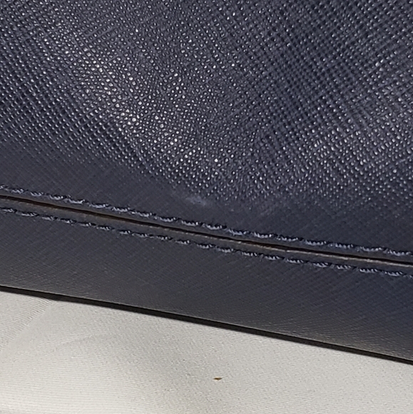 Michael Kors Jet set leather tote. EUC - Picture 5 of 15